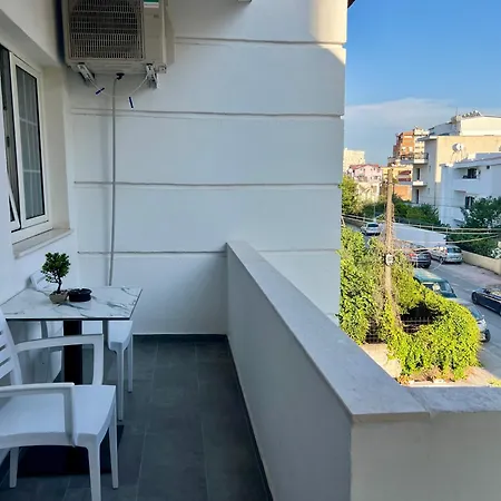 Herta - Escape Отель *