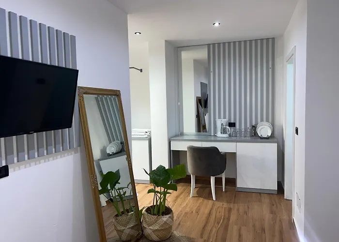 ホテル Herta - Escape